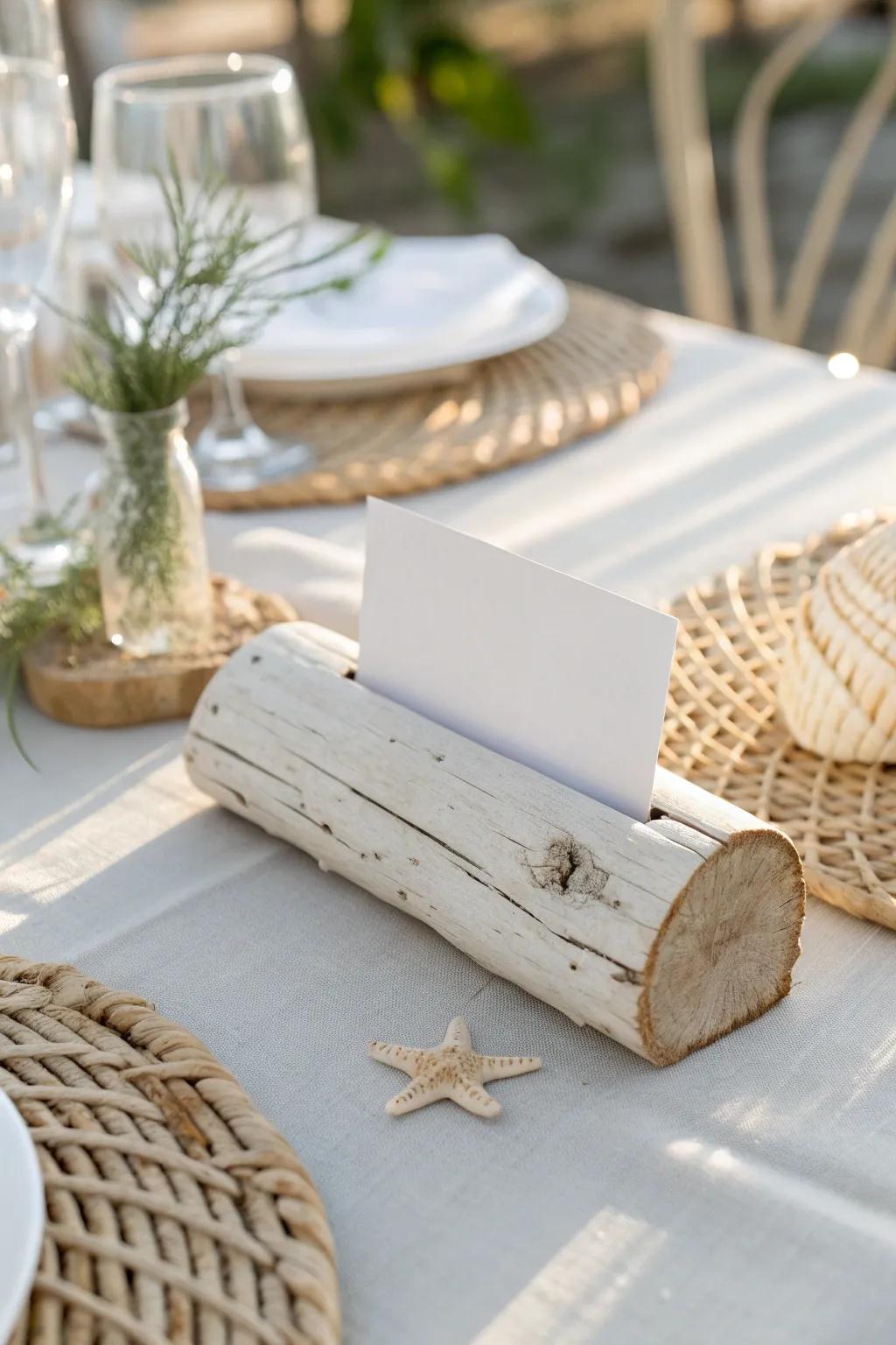 A tiny driftwood notch turns place cards into coastal table decor—simple, handmade, and chic.